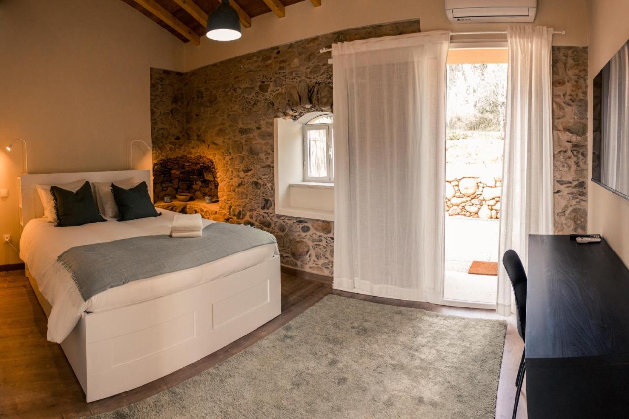 One-Bedroom Apartment with Terrace