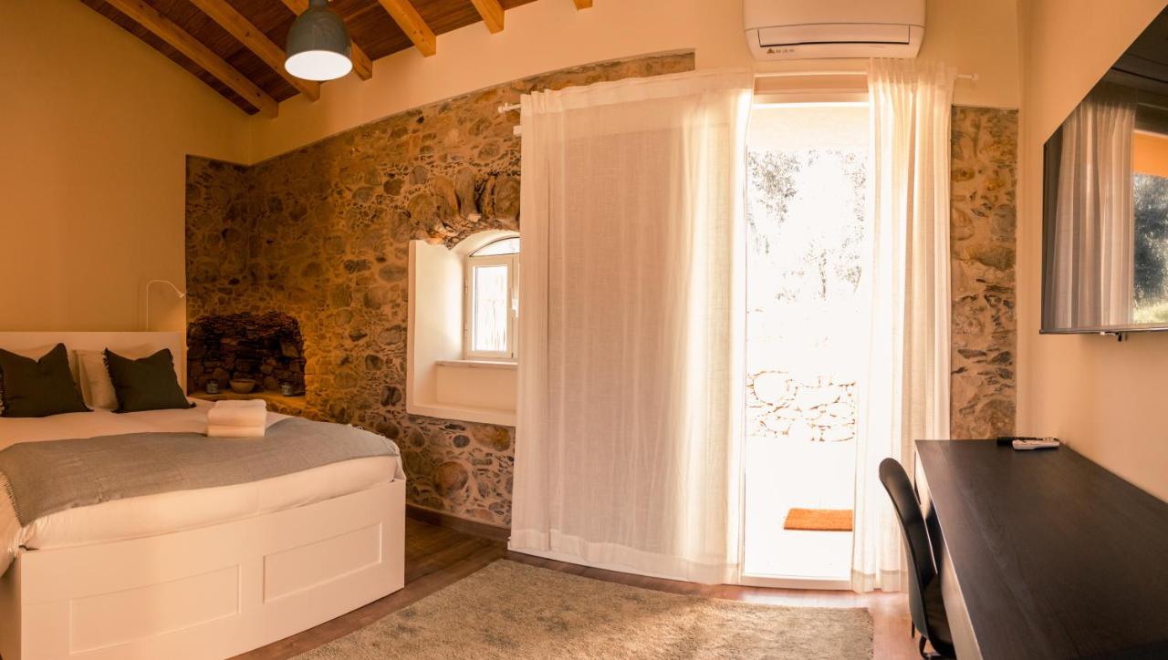 One-Bedroom Apartment with Terrace